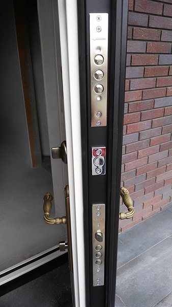 Замки Замки